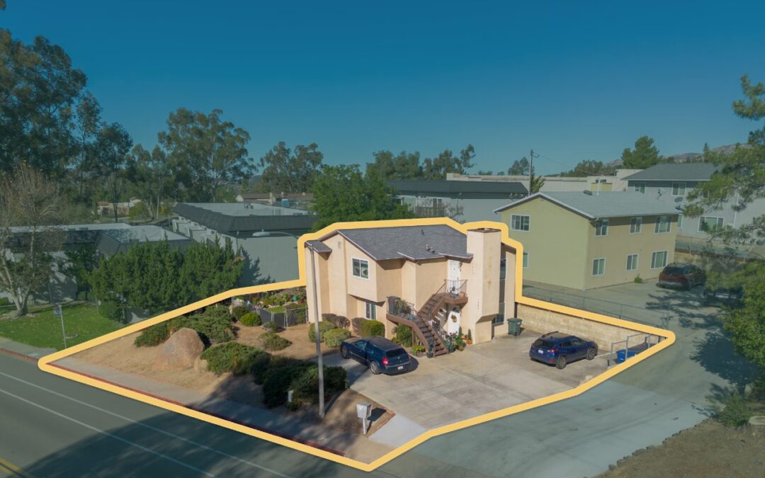1960 Arnold Way – 2 Unit Property